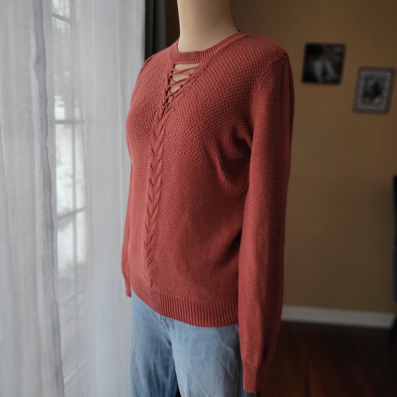 Noir Rust Terracotta Cable Knit Lace-Up V-Neck Sweater Size M - Picture 2 of 7
